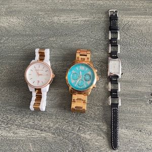 Set of 3 watches